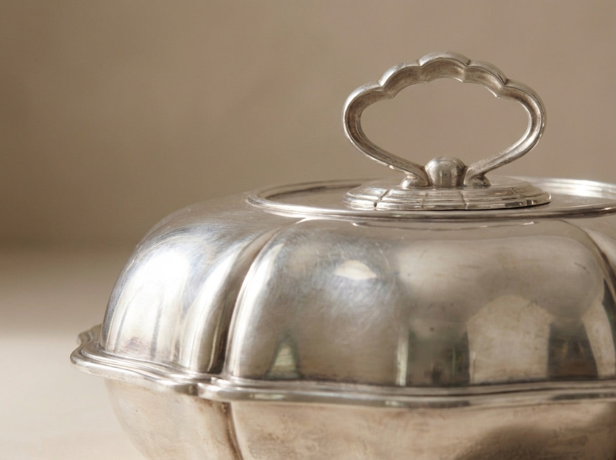 Pair of Vintage Silverplate Scalloped Entree Dishes (Sold as a Pair - Large and Small size)